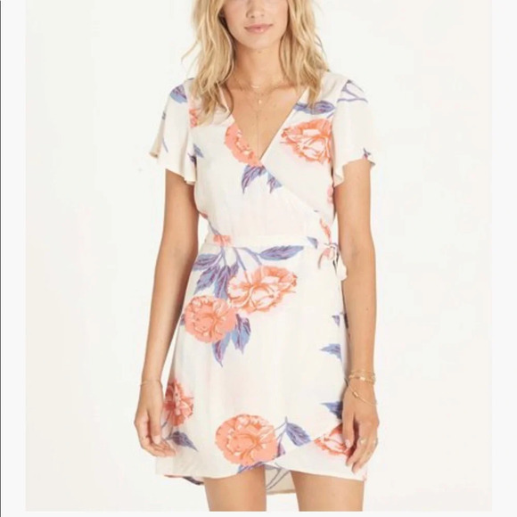 Billabong Hold Me Tight Floral Wrap Dress - Picture 1 of 10